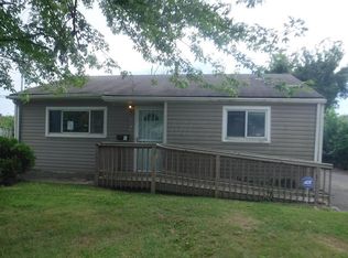 3073 Baker Hill Rd, Columbus, OH 43207