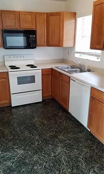 2nd image of 2210 E Dana Dr