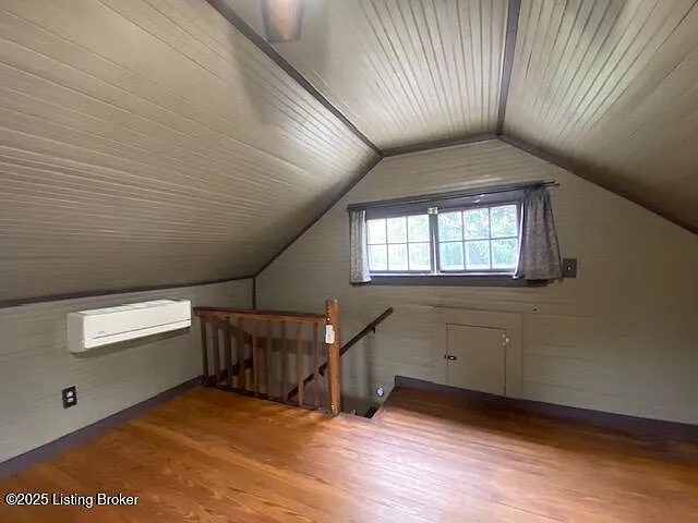 201 East John Fitch Avenue - 1 — Photo 4