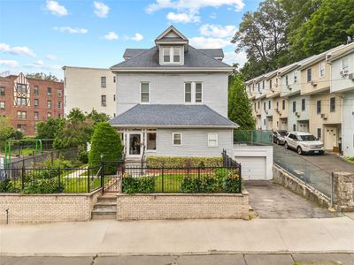 610 Van Cortlandt Park Avenue, Yonkers, NY, 10705