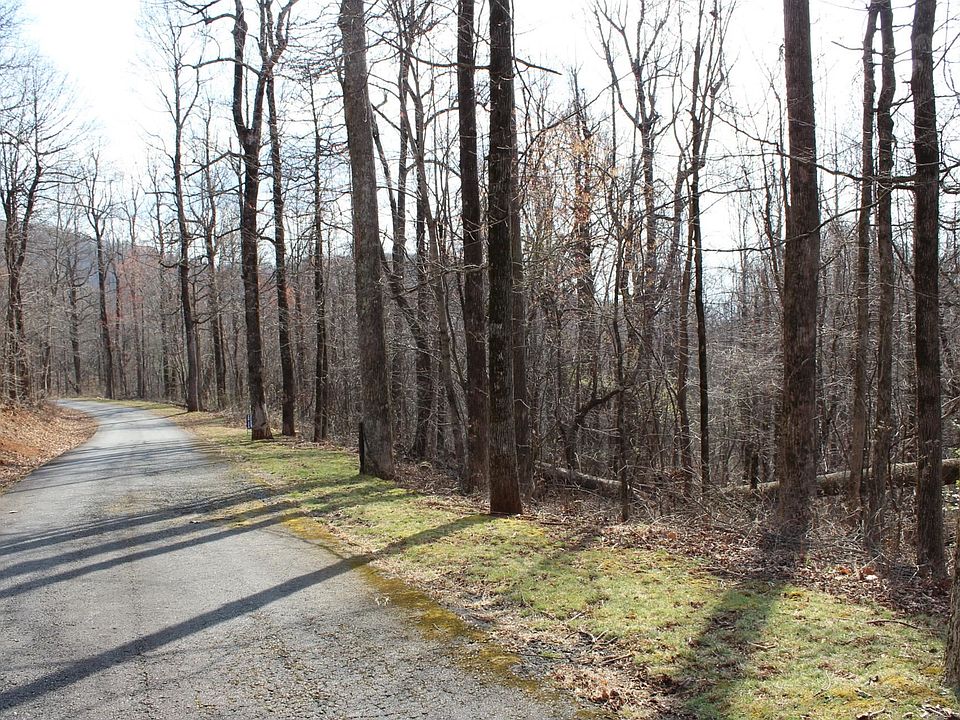 1st image of 20 Sunset Ridge Rd