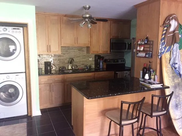 1645 Emerald St #2E — Photo 4