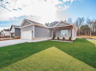 2761 Cedrus Ave, Bowling Green, KY 42101