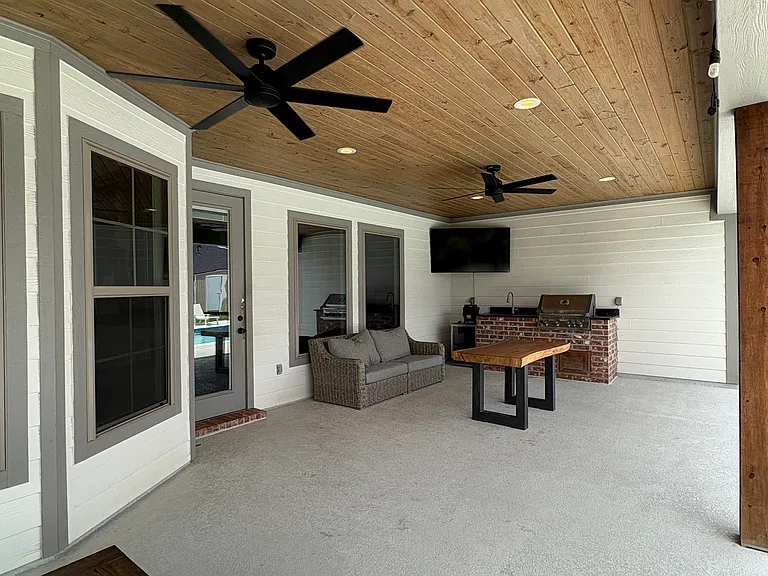 512 Linden Cir — Photo 6