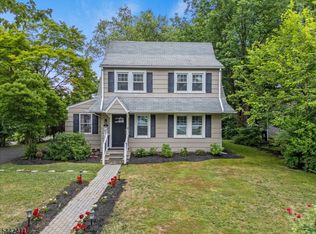 12 Dayton Cres, Bernardsville Boro, NJ 07924