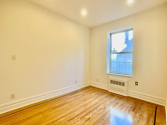 Rented by J & L Holding Corporation | media 9