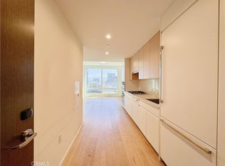 877 Francisco St APT 2803, Los Angeles, CA 90017