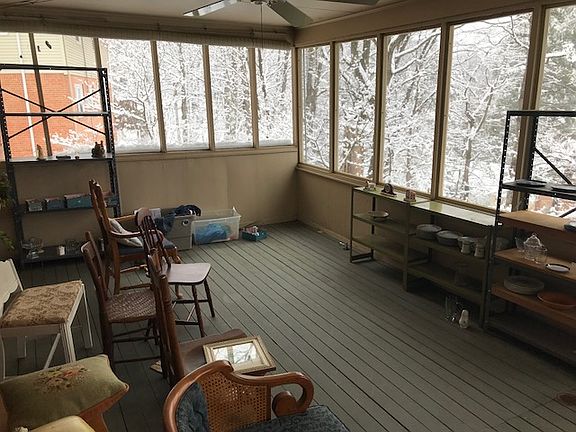 2nd image of 5935 Bighorn Dr