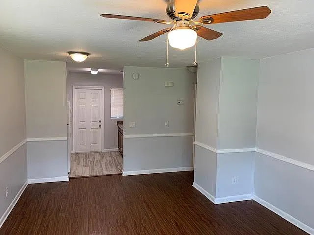 4734 Normandy Dr #B — Photo 3