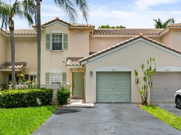 4941 SW 32nd Ter, Fort Lauderdale, FL 33312