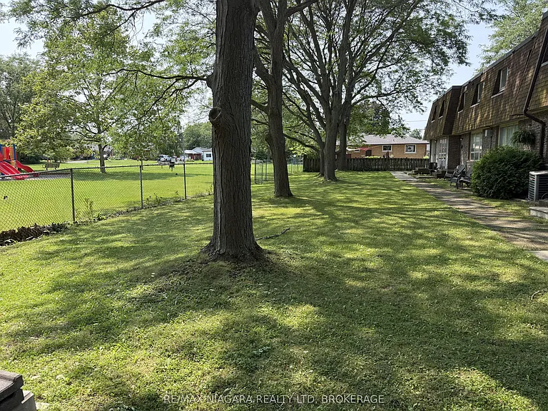 21 Woodlawn Rd #1 — Photo 13