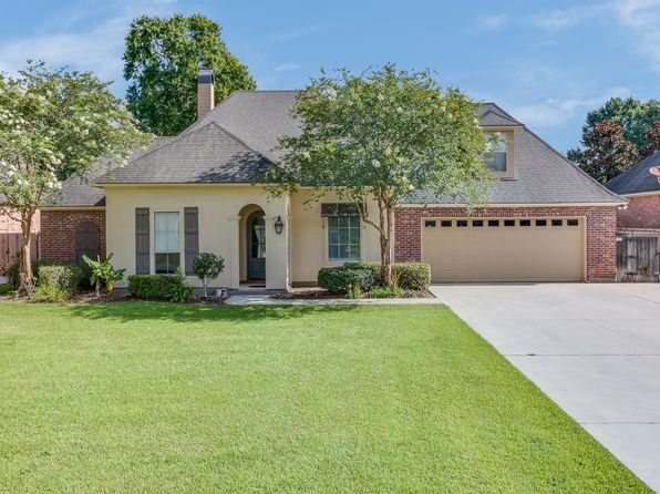 117 Maple Grove Ln
