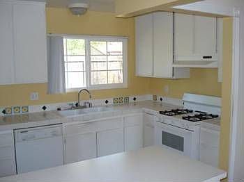 5th image of 848 Elderberry Ct