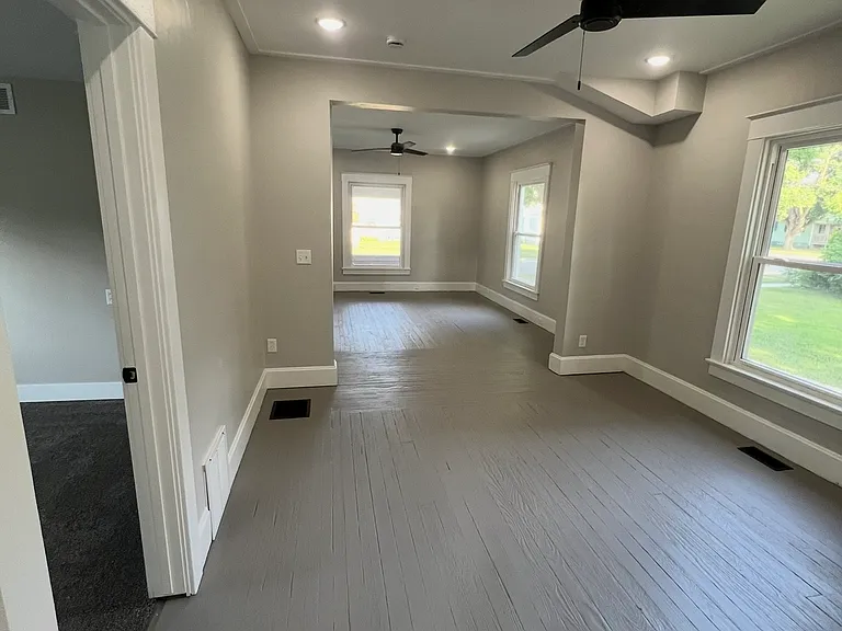 316 Oakwood Ave — Photo 4