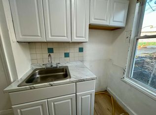 43 Storms Ave #1L, Jersey City, NJ 07306