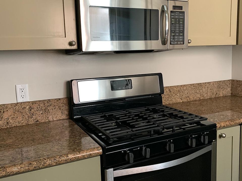 1st image of 152 S Peck Dr #305