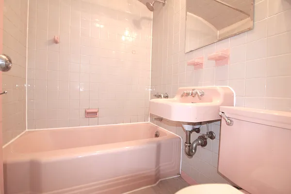 Rented by Realty Nerd | media 16