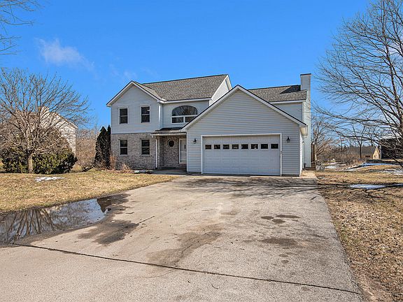 2nd image of 3657 Silver Farms Ln