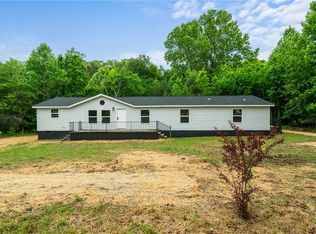 18203 1st Baptist Church Dr, Franklin, VA 23851