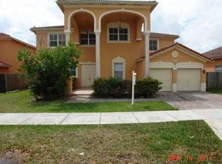 16622 SW 82nd Ter, Miami, FL 33193