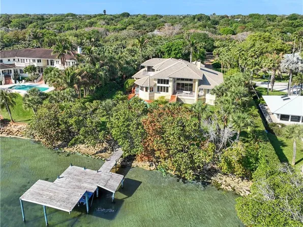 68 S Sewalls Point Rd, Sewalls Point, FL 34996