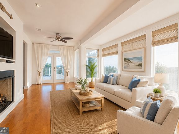 5th image of 344 Alexanders Ct