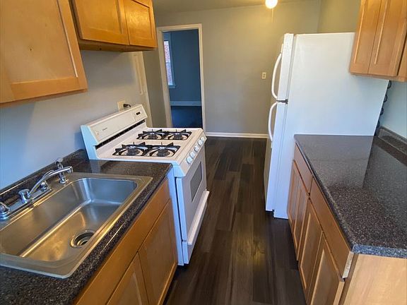 3rd image of 4226 Neosho St APT 5