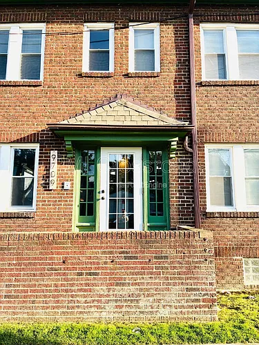 9709 Loretta Ave #6 Photo 1