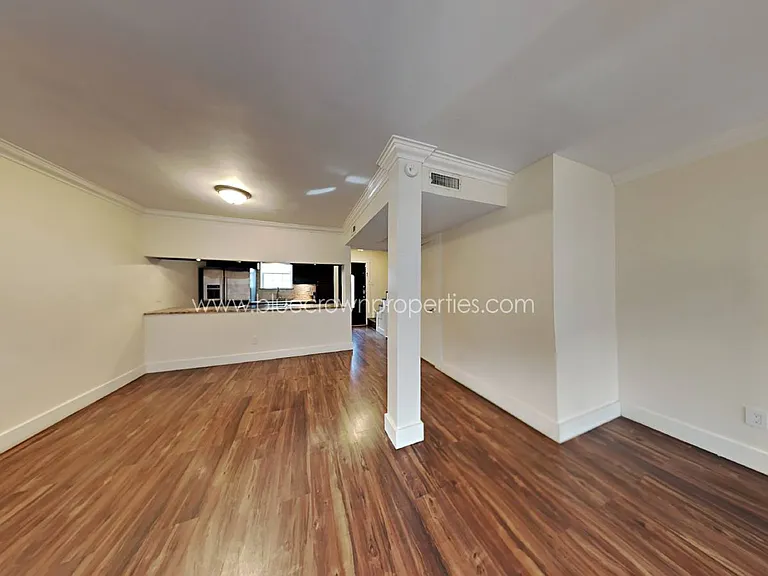 3627 Dickason Ave E — Photo 3