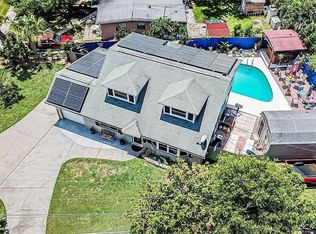 9201 86th Ave N, Seminole, FL 33777