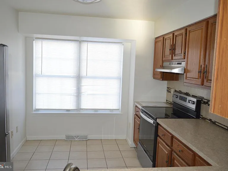 890 Gaming Sq — Photo 12