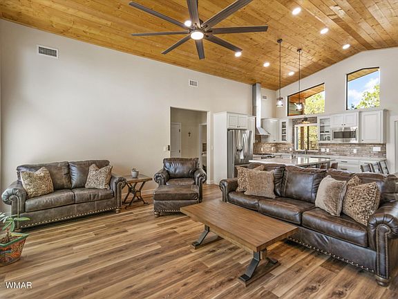 4th image of 5403 Gray Wolf Dr