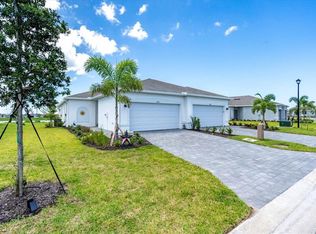 8763 Saint Kitts Cir, Englewood, FL 34224