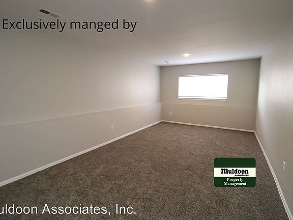 5th image of 821 S Bellflower Dr