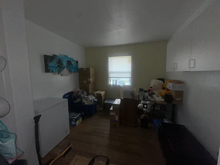 90 Coles St #1 — Photo 8