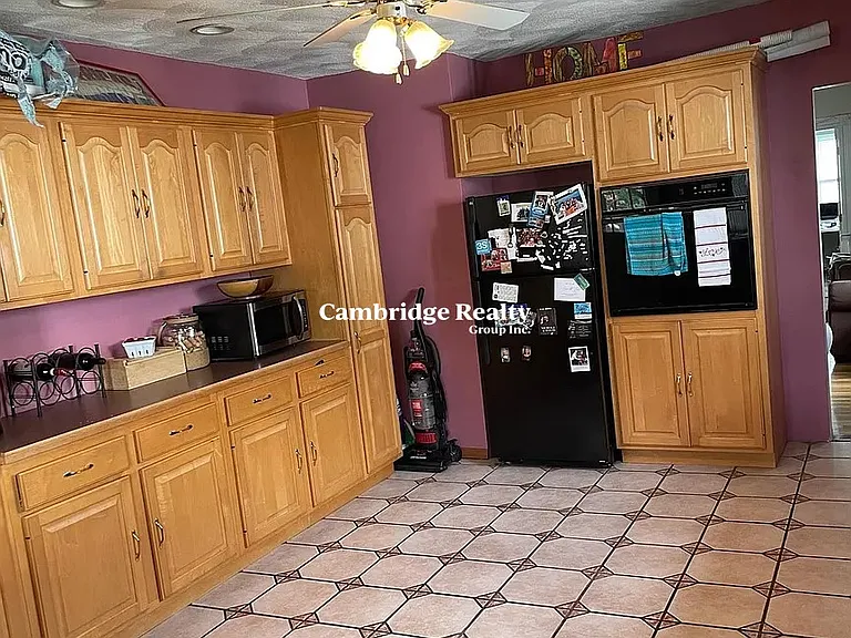 27 Willard St #1 — Photo 6
