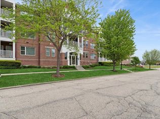 318 57th St UNIT 105, Kenosha, WI 53140