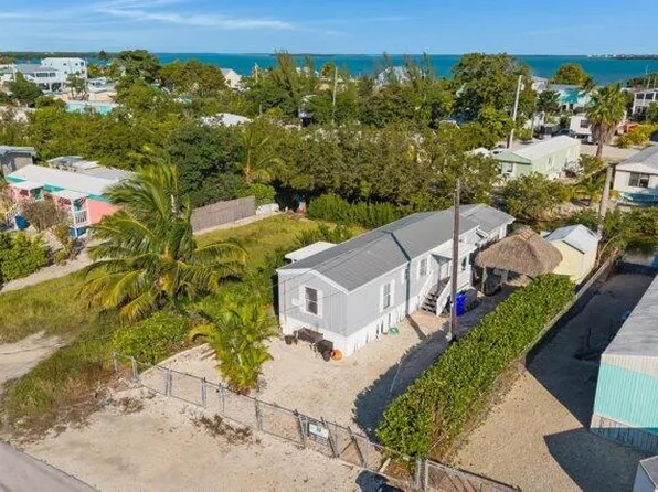 27945 Tarpon Ter, Little Torch Key, FL 33042