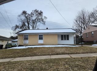 910 35th St SW, Wyoming, MI 49509
