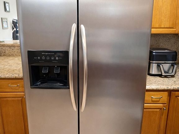 5th image of 4052 N Pine Island Road