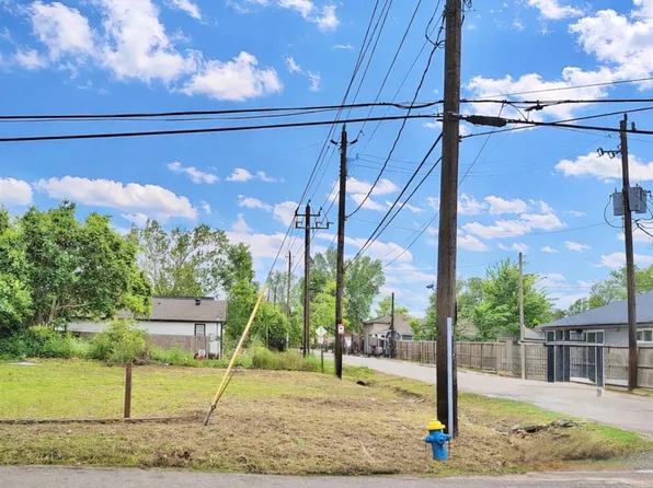 6427 Morrow St, Houston, TX 77091