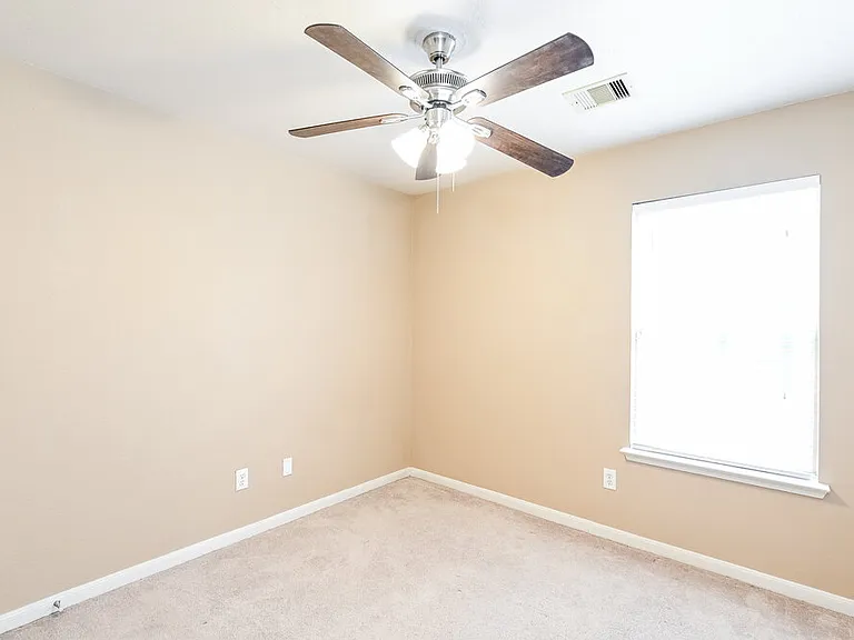 22123 Greengate Dr — Photo 13
