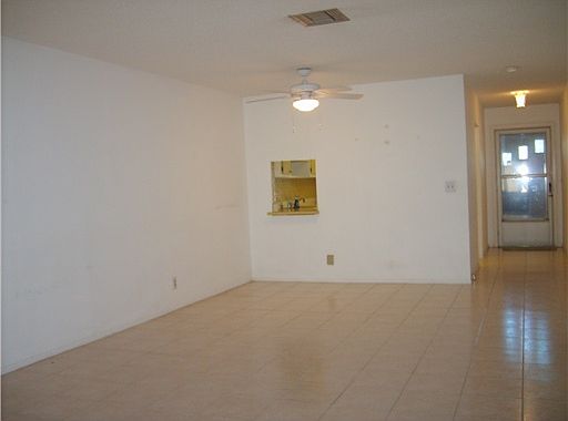 3rd image of 2886 Fernley Dr E APT 8