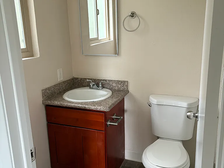 Coyle Creek Apartments — Photo 23