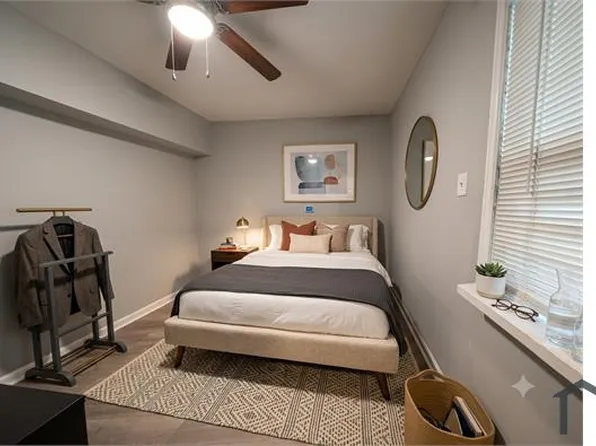 4727 Penn St #1R, Philadelphia, PA 19124