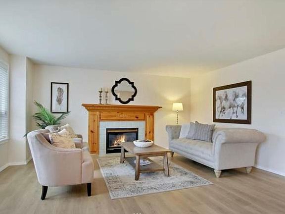 2nd image of 1701 23rd Avenue Ct SE