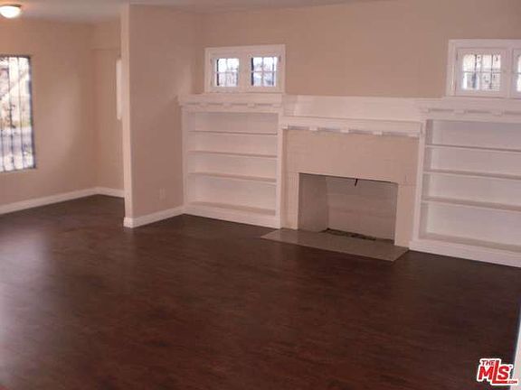 3rd image of 1316 W 76th St