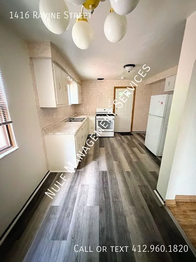 3 bed, 1 bath in McKeesport — Photo 1