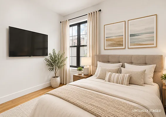 Bedroom, photo 1