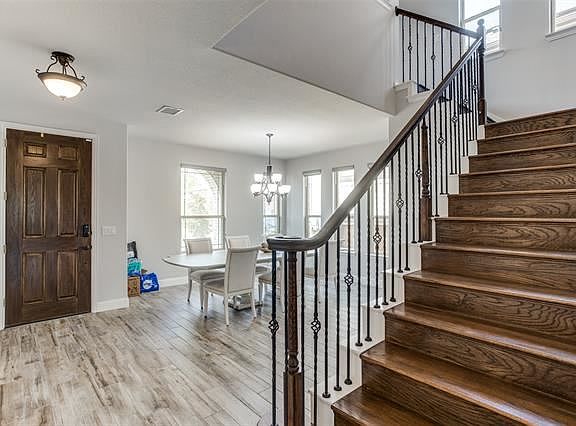 3rd image of 1105 Baynes Dr